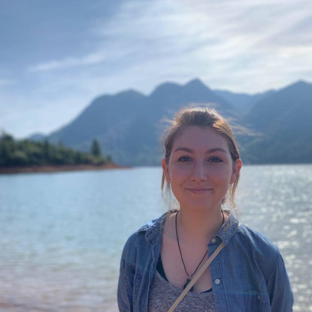 Meet your Posher, Ashley